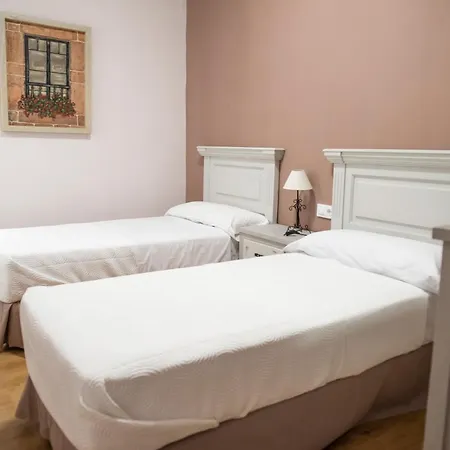 Apartamento Plaza Mayor Caceres Exterior photo